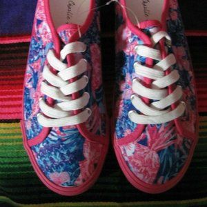 CHARLIE PAIGE  LADIES MULE SNEAKERS  SIZE 9M